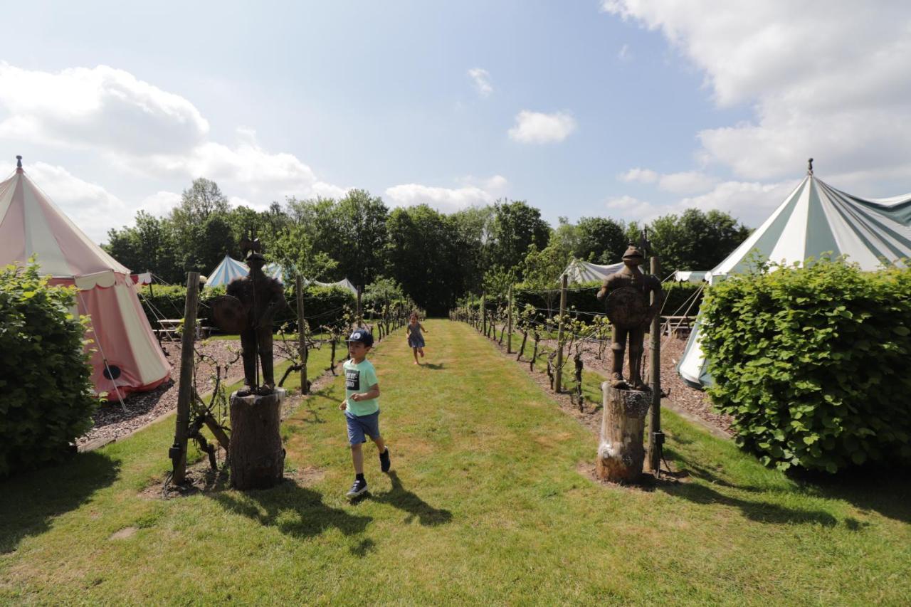 Leeds Castle Knights Glamping Hotel Luaran gambar