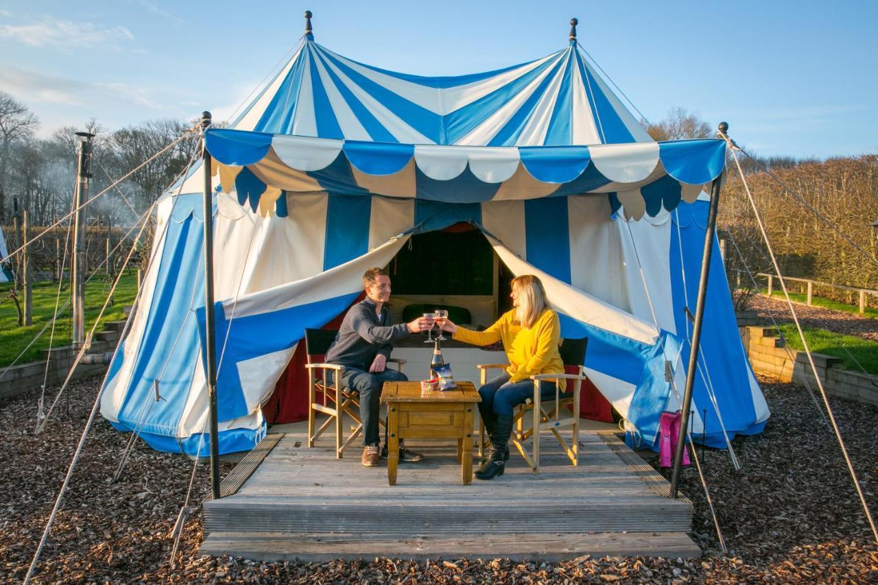 Leeds Castle Knights Glamping Hotel Luaran gambar