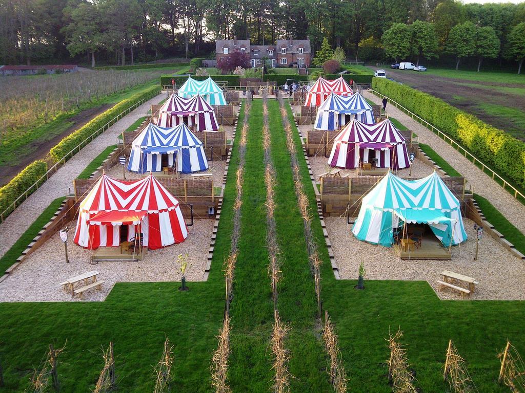 Leeds Castle Knights Glamping Hotel Bilik gambar
