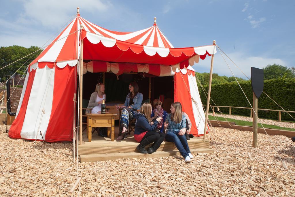 Leeds Castle Knights Glamping Hotel Luaran gambar