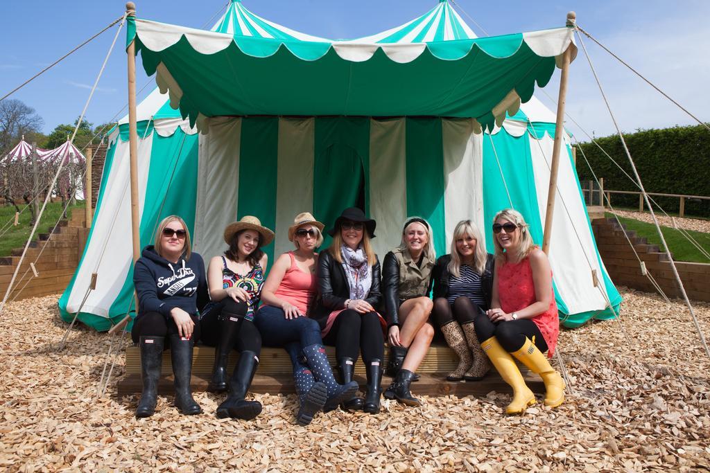 Leeds Castle Knights Glamping Hotel Luaran gambar