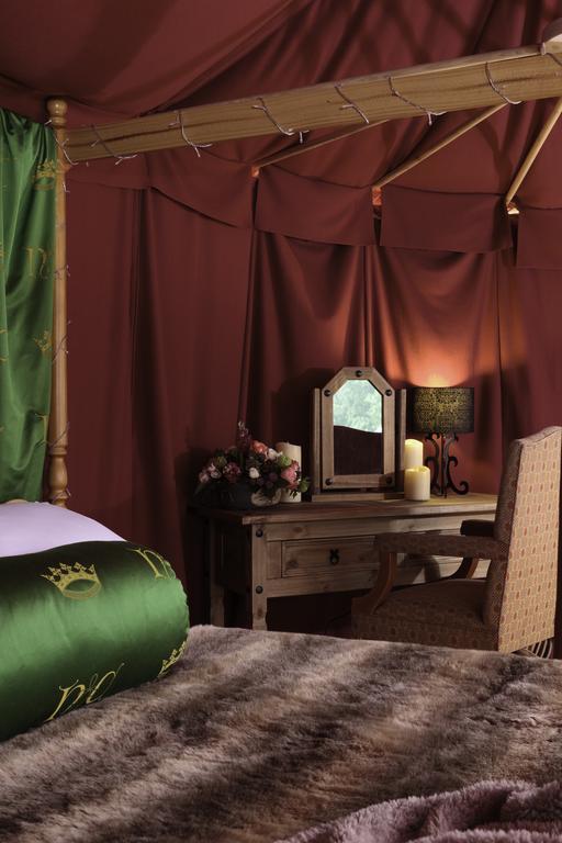 Leeds Castle Knights Glamping Hotel Luaran gambar