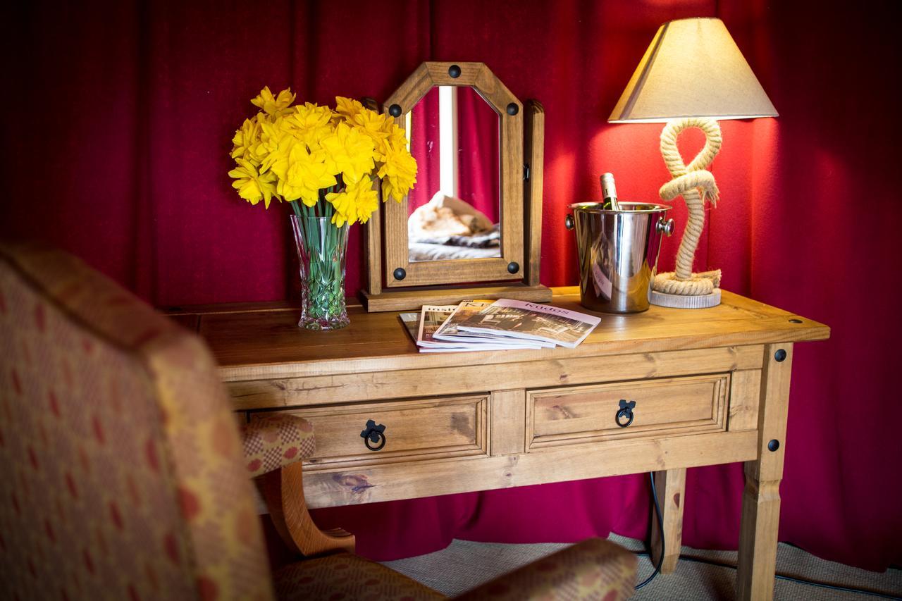Leeds Castle Knights Glamping Hotel Luaran gambar